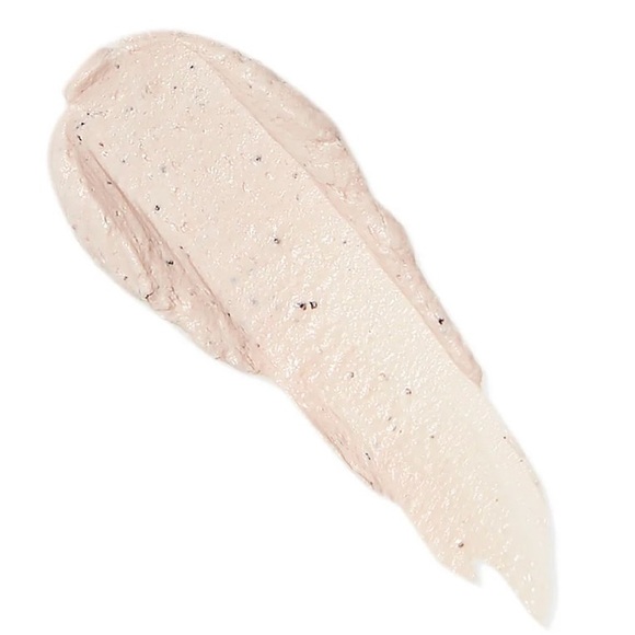 Formulated with mineral-rich French clay, mild cleansers.made in UK - Picture 2 of 3